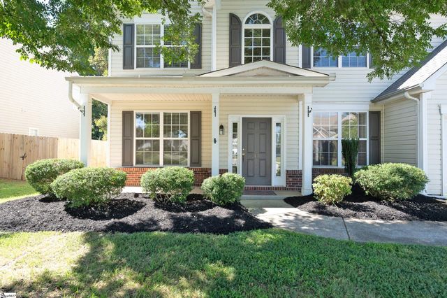 17 Jordan Crest Court, Simpsonville, SC 29681