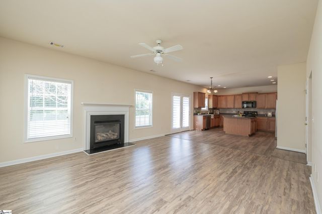 17 Jordan Crest Court, Simpsonville, SC 29681