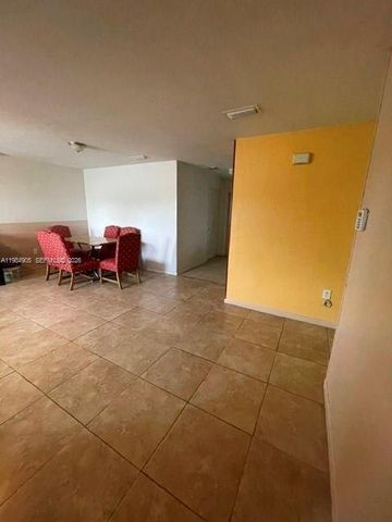 2726 NW 131st St 2726, Opa-locka, FL 33054