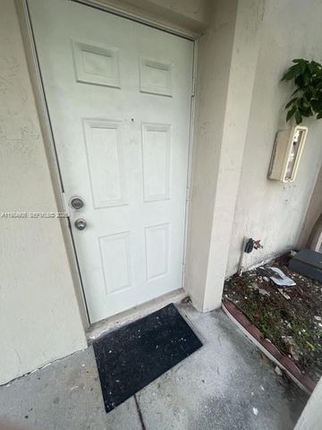 2726 NW 131st St 2726, Opa-locka, FL 33054