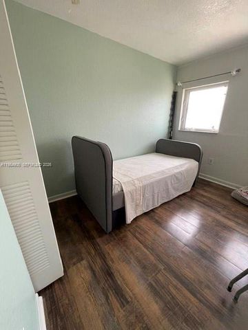 2726 NW 131st St 2726, Opa-locka, FL 33054