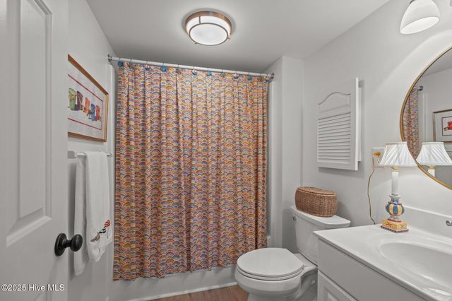 10300 Coast Guard Road 304d, Emerald Isle, NC 28594