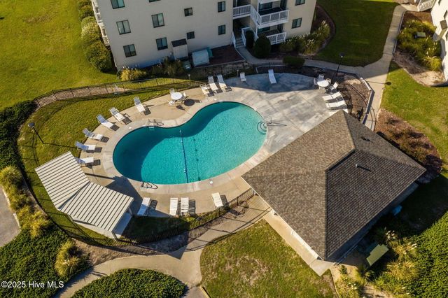 10300 Coast Guard Road 304d, Emerald Isle, NC 28594