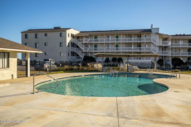 10300 Coast Guard Road 304d, Emerald Isle, NC 28594