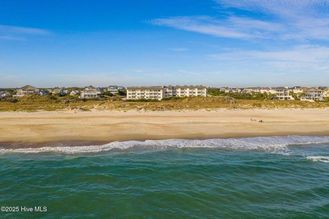 10300 Coast Guard Road 304d, Emerald Isle, NC 28594