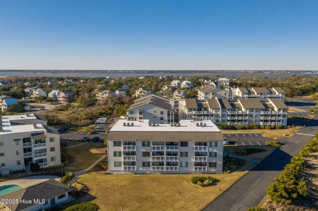 10300 Coast Guard Road 304d, Emerald Isle, NC 28594