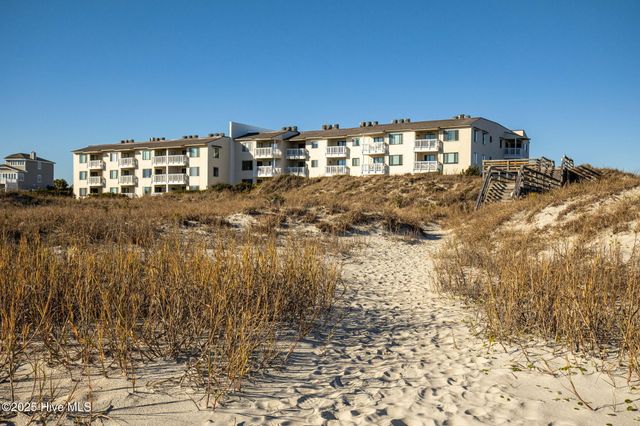 10300 Coast Guard Road 304d, Emerald Isle, NC 28594