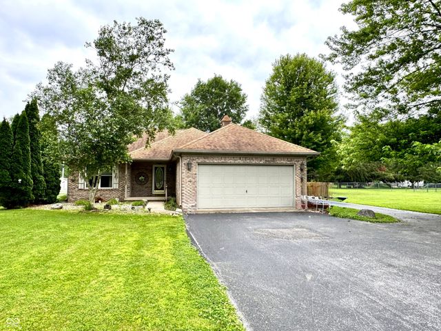 526 Jefferson Valley, Coatesville, IN 46121