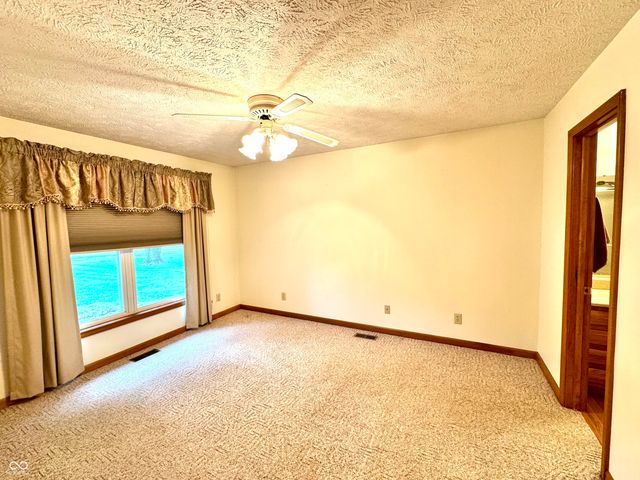 526 Jefferson Valley, Coatesville, IN 46121