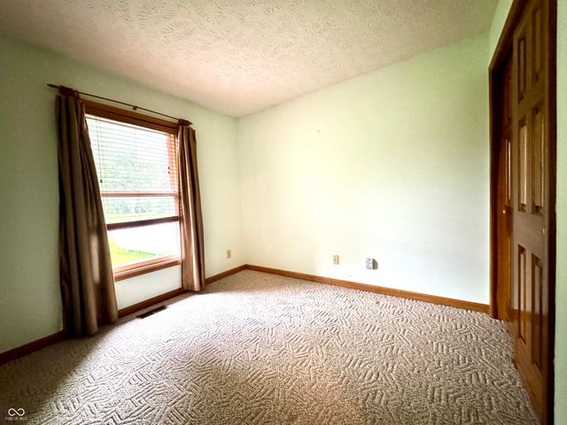 526 Jefferson Valley, Coatesville, IN 46121