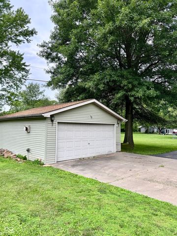 526 Jefferson Valley, Coatesville, IN 46121