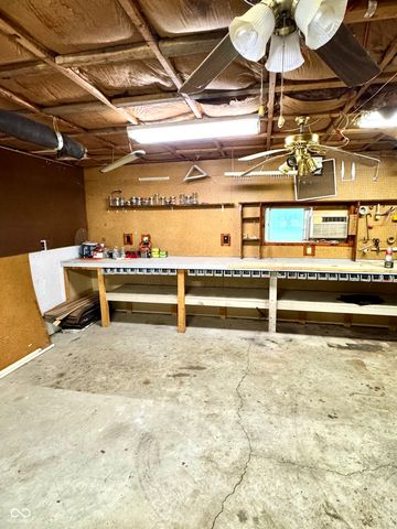 526 Jefferson Valley, Coatesville, IN 46121