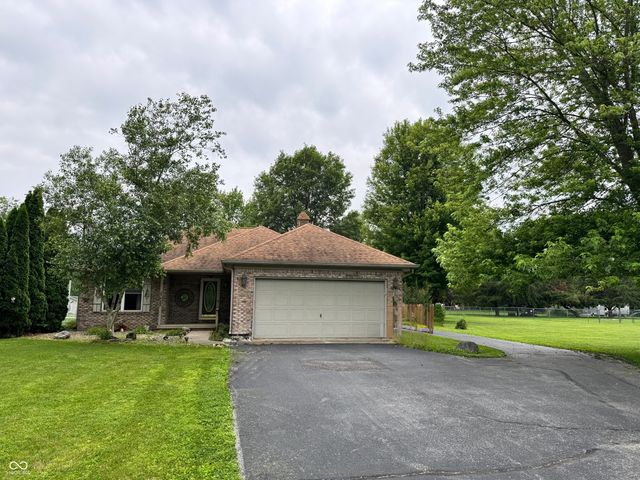 526 Jefferson Valley, Coatesville, IN 46121