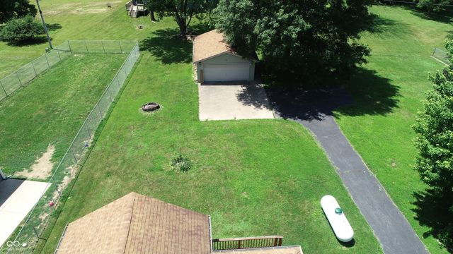 526 Jefferson Valley, Coatesville, IN 46121