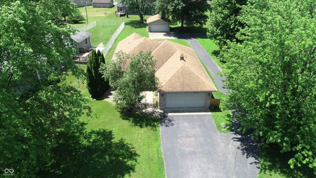 526 Jefferson Valley, Coatesville, IN 46121