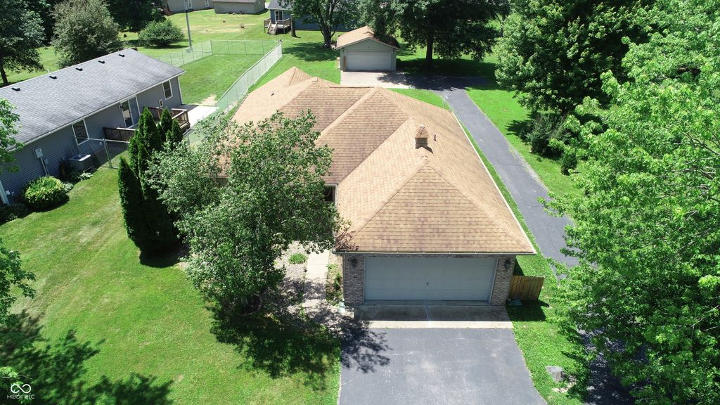 526 Jefferson Valley, Coatesville, IN 46121