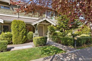 1981 24th Avenue NE #104, Issaquah, WA 98029