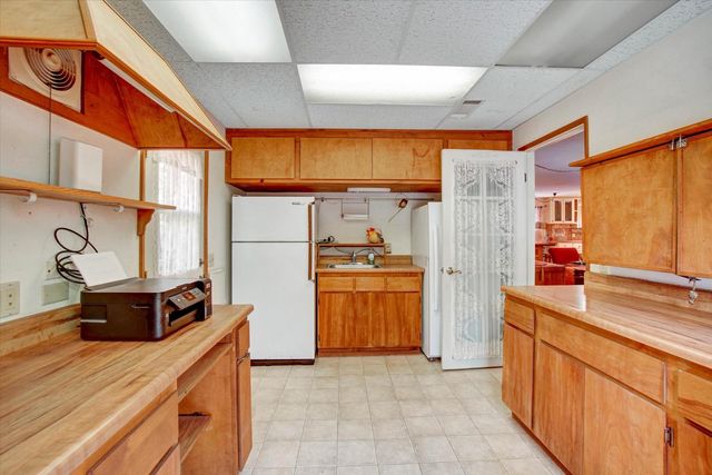 4141 Karl Dr, Diamond Springs, CA 95619