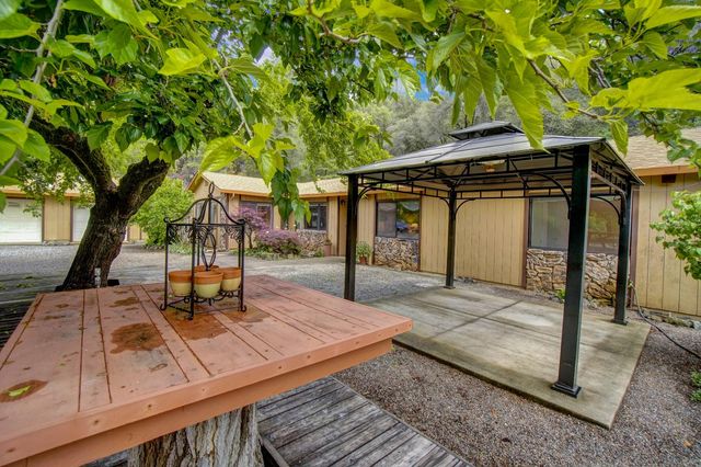 4141 Karl Dr, Diamond Springs, CA 95619