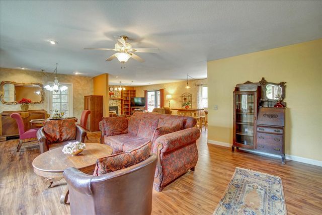 4141 Karl Dr, Diamond Springs, CA 95619