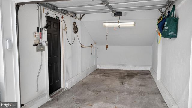 311 HUNT AVE, Phillipsburg, NJ 08865