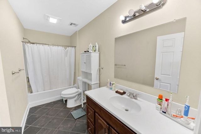 311 HUNT AVE, Phillipsburg, NJ 08865