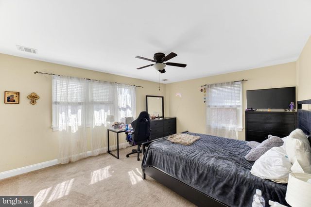 311 HUNT AVE, Phillipsburg, NJ 08865