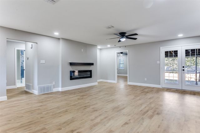 1420 Meadow Lane Terrace, Fort Worth, TX 76112