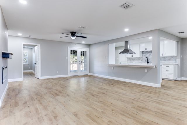 1420 Meadow Lane Terrace, Fort Worth, TX 76112