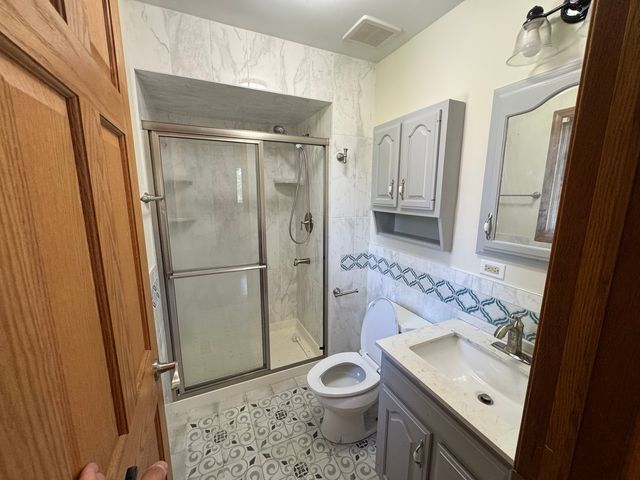 17W154 Terry Trail, Willowbrook, IL 60527