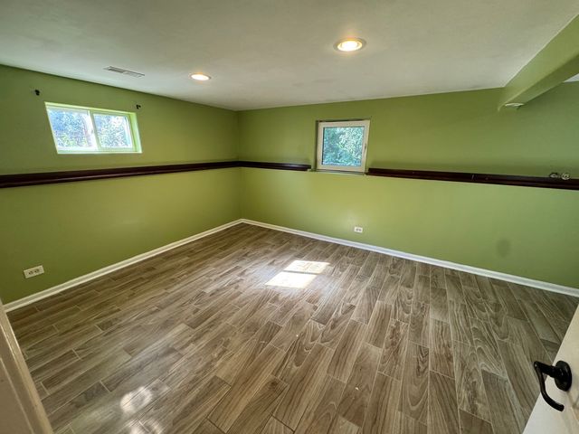 17W154 Terry Trail, Willowbrook, IL 60527