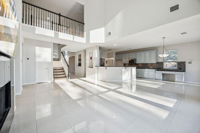 1906 Blue Water Bay Drive, Katy, TX 77494