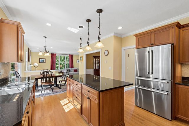 7 Sylvan Dr, Stow, MA 01775