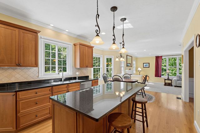 7 Sylvan Dr, Stow, MA 01775