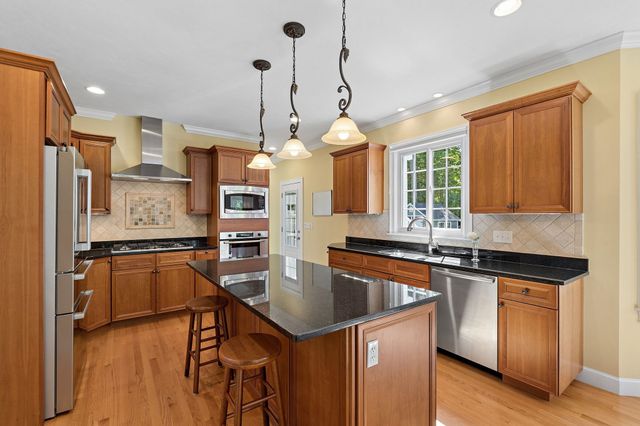 7 Sylvan Dr, Stow, MA 01775