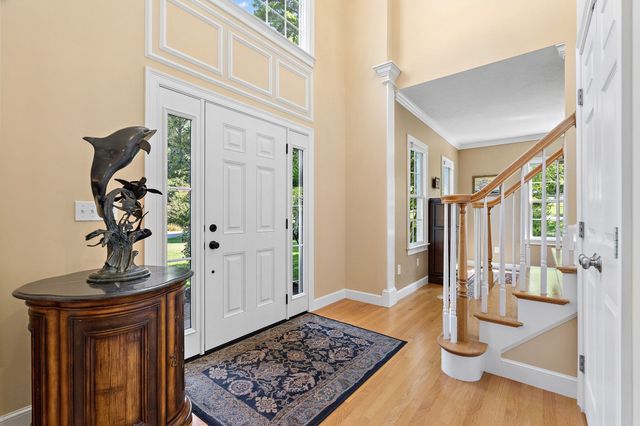 7 Sylvan Dr, Stow, MA 01775