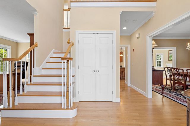 7 Sylvan Dr, Stow, MA 01775