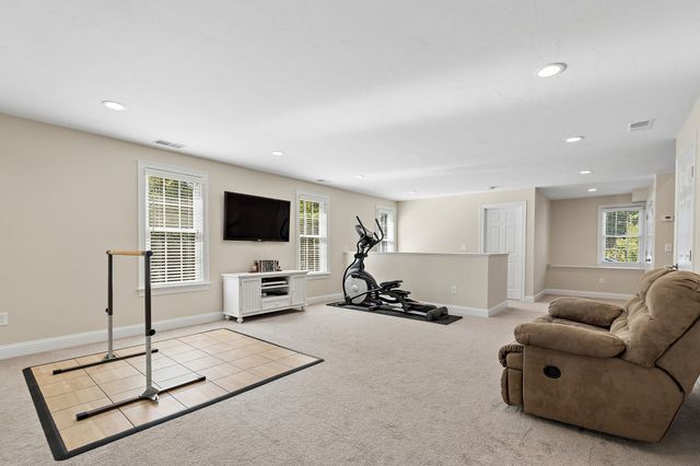 7 Sylvan Dr, Stow, MA 01775