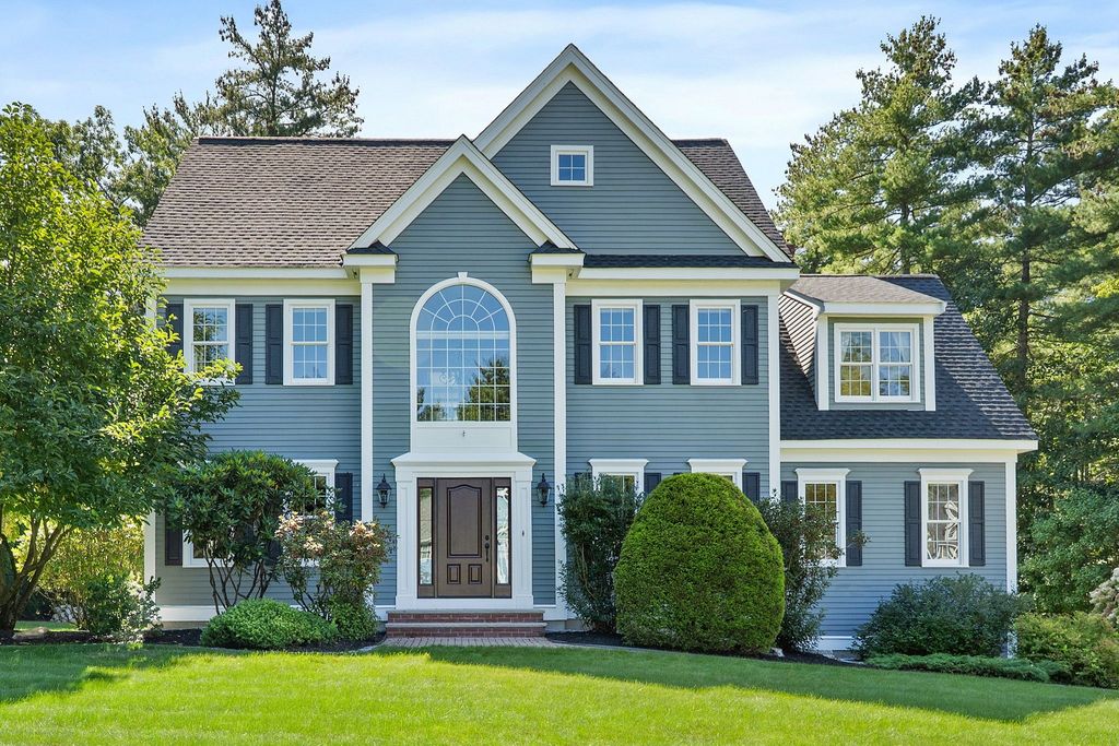 7 Sylvan Dr, Stow, MA 01775