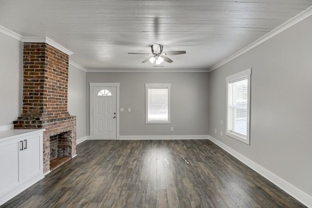 4615 S Lee Street, Buford, GA 30518