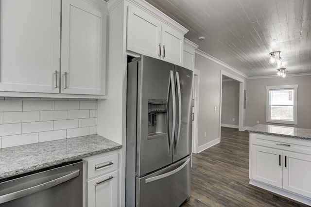 4615 S Lee Street, Buford, GA 30518