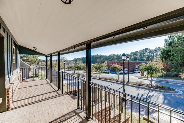 4615 S Lee Street, Buford, GA 30518