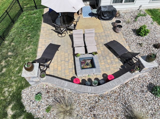 369 Frontier Dr, Clarksville, TN 37043