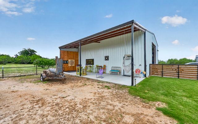 1096 Timber Hills Drive, Weatherford, TX 76087