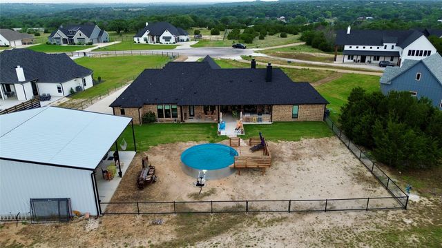 1096 Timber Hills Drive, Weatherford, TX 76087