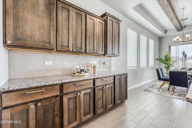 1820 WAR PATH Drive, El Paso, TX 79911