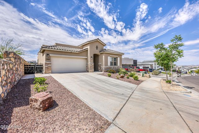 1820 WAR PATH Drive, El Paso, TX 79911