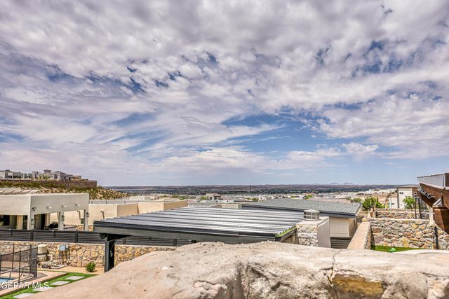 1820 WAR PATH Drive, El Paso, TX 79911
