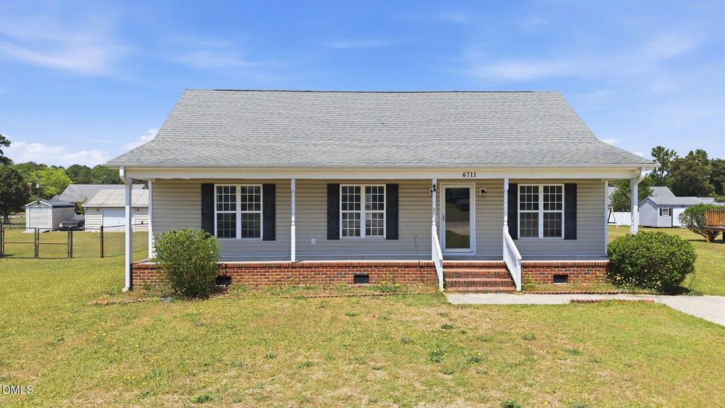 6711 Sassafras Court, Sims, NC 27880