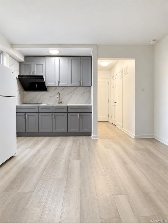 14444 41 Avenue F, Flushing, NY 11355 — photo 4